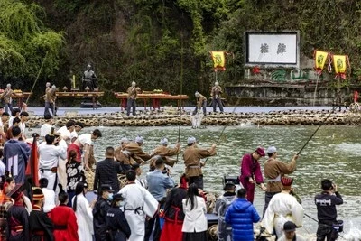 Церемония сброса воды прошла в Дуцзянъяне