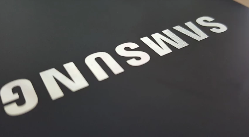 В Samsung разрабатывают складной планшет Galaxy Z Tab