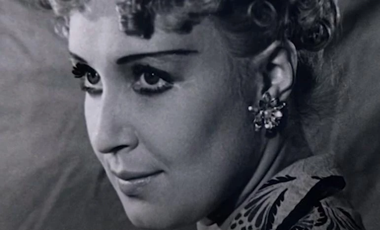 Умерла советская актриса и певица Ирина Муштакова