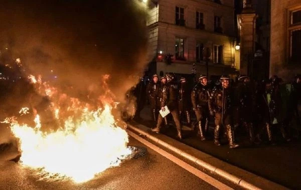 Франция сегодня, последние новости 20 апреля 2023: массовые акции протестов, что случилось во Франции сегодня, 20.04.2023, обзор событий