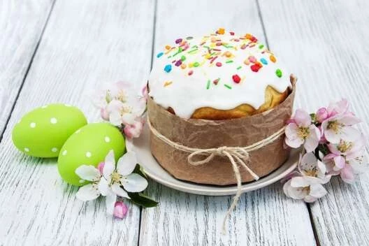 Как продлить свежесть пасхальных куличей: способы хранения выпечки, чтобы она не зачерствела