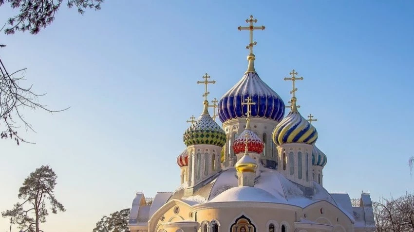 Икона «Живоносный источник»: история и значение, в чем помогает образ и какие молитвы у него читать