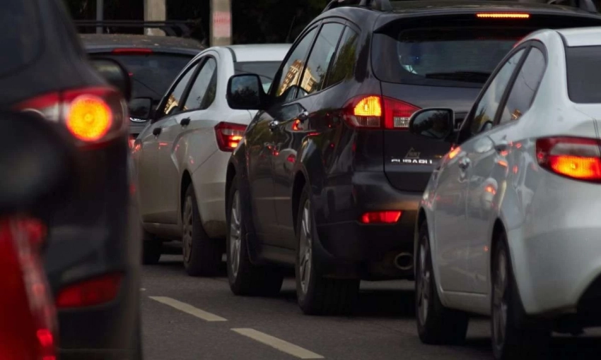 На въезде в Калининградскую область образовалась многокилометровая пробка из желающих попасть в Россию
