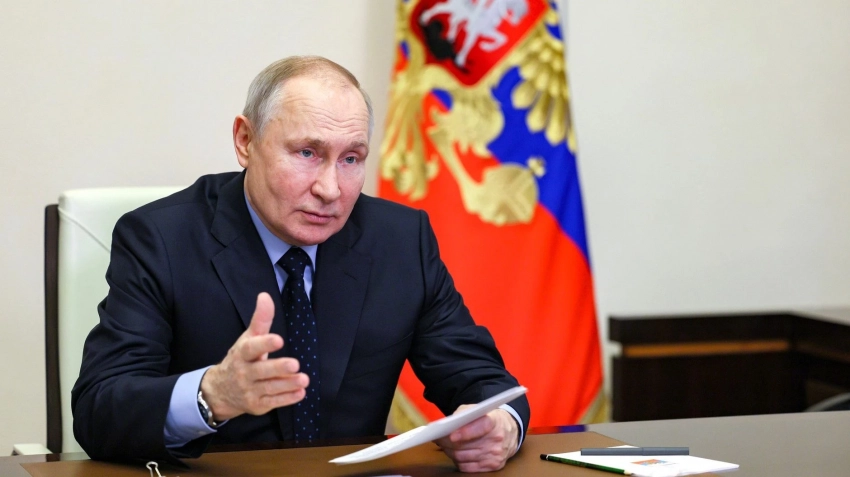 Владимир Путин передал поздравления мусульманам по случаю праздника Ураза-байрам