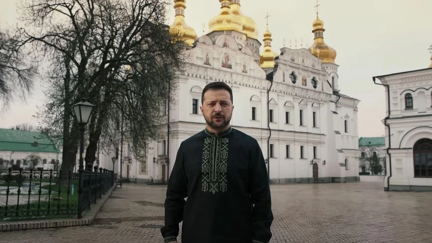 Бредихин: Зеленский скоро может переименовать Киев в Кибург