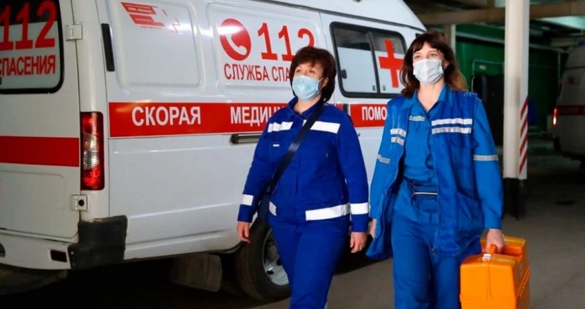 День работника скорой медицинской помощи 28 апреля 2023 года: душевные поздравления и открытки для россиян