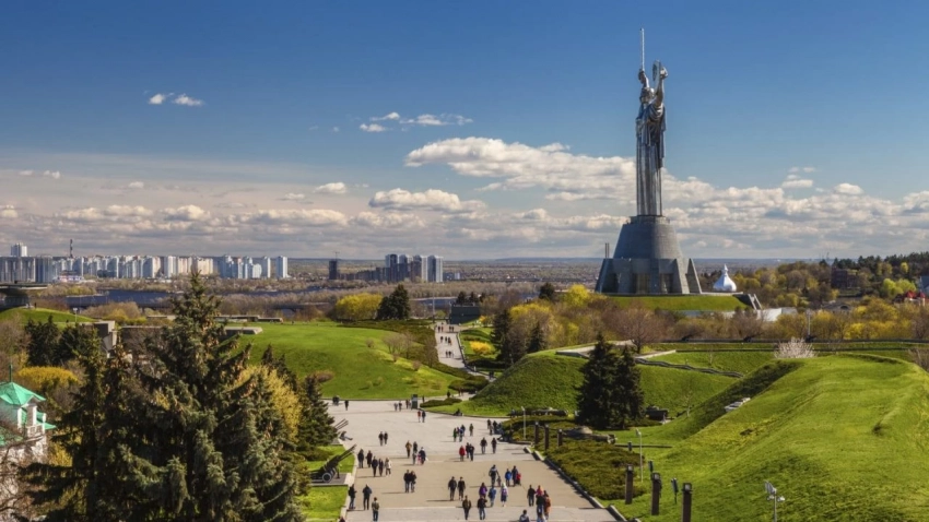 The Hill: западные партнеры бросят Украину из-за внутренних проблем