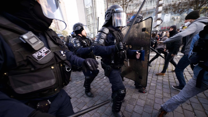 МВД Франции насчитало 380 тыс. протестующих против пенсионной реформы