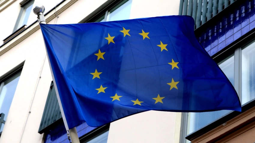 ЕК запросила у Польши и Венгрии информацию о причинах запрета импорта украинского зерна