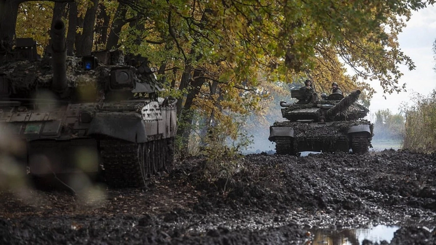 The Economist: ВСУ активно используют надувные макеты военной техники в целях экономии