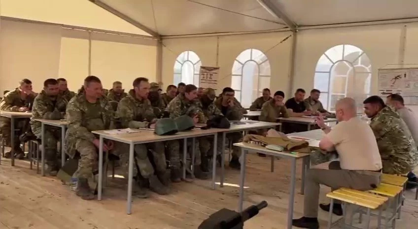 «Никто не хочет, чтобы украинцы пришли сюда, как поляки в Кремль»: Евгений Пригожин обсудил острые вопросы с жителями приграничных областей
