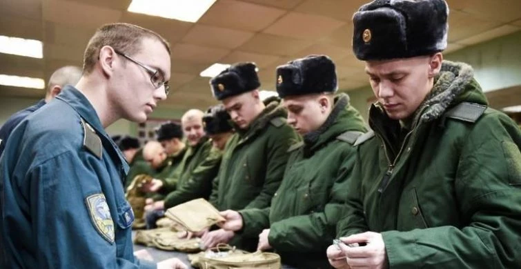 Минобороны сформирует электронные дела призывников и отправит повестку на Госуслуги, как обжаловать документ и что ждет уклонистов