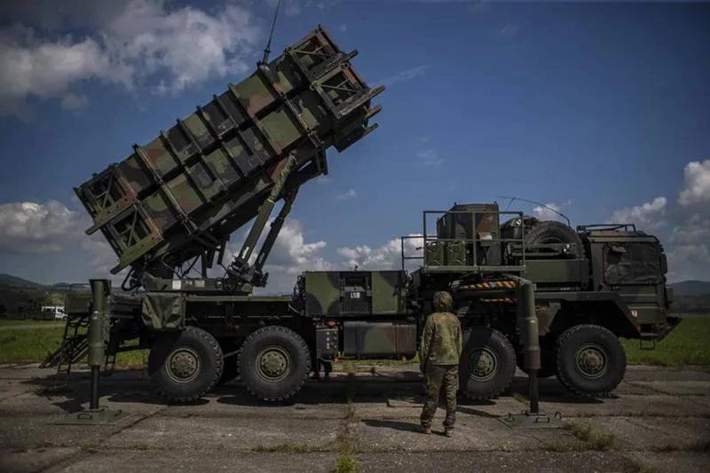 ЗРК Patriot потерял все 32 ракеты при попытке сбить в Киеве российскую ракету «Кинжал»