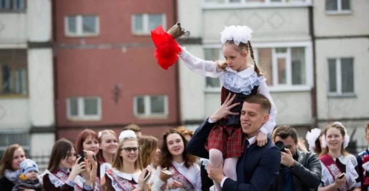 Последний звонок 2023 года, точная дата, когда выпускники будут прощаться со школой