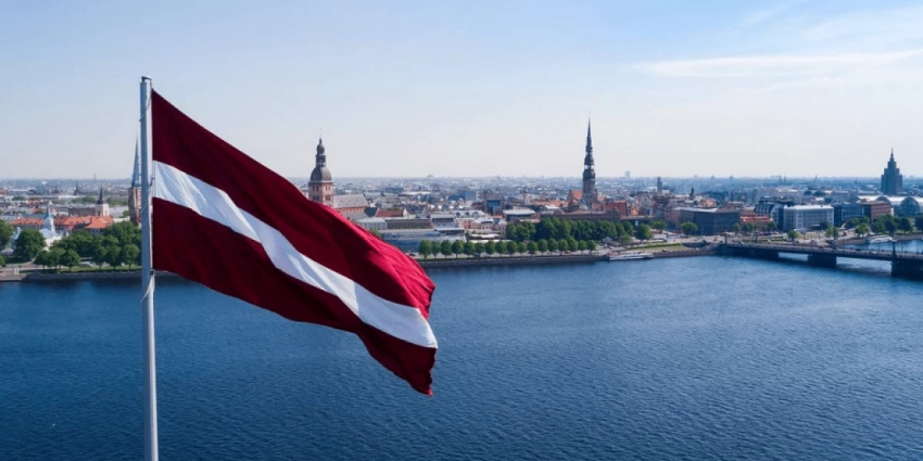 МИД Латвии угрожает разорить Россию. Ему отвечает латыш: «С нашей страной покончено.»