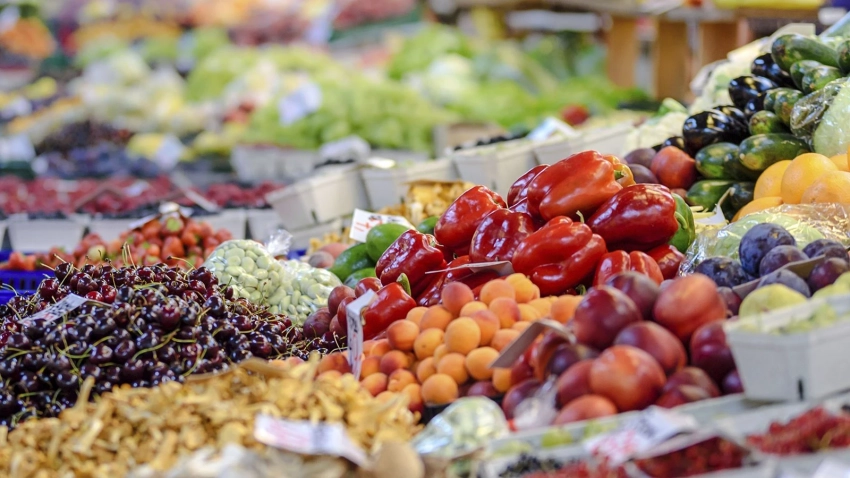 Мартовское сокращение продаж продовольствия в ФРГ стало рекордным за 29 лет