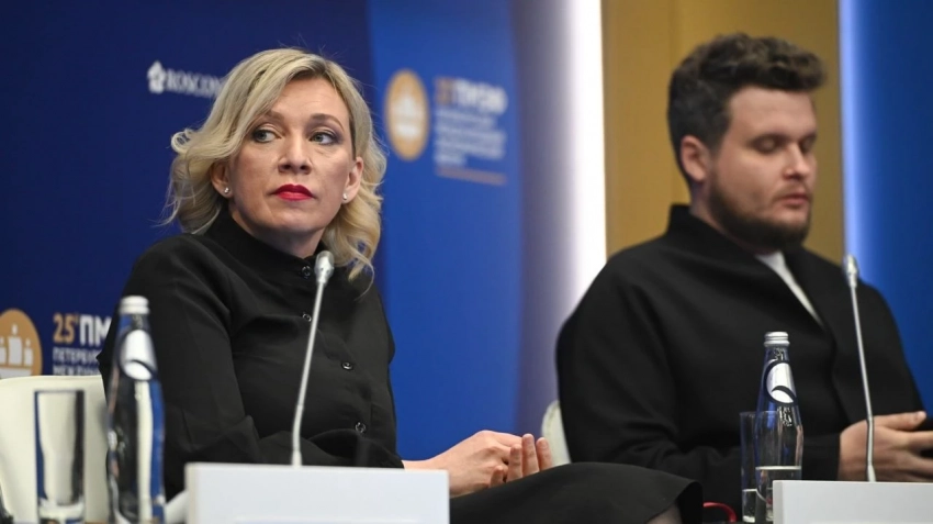 Захарова предупредила об ответных мерах в случае приближения баз НАТО к северным границам России
