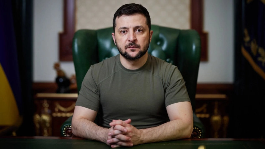 Политик Судзуки посоветовал Зеленскому подумать о будущем Украины вместо «бравых речей»