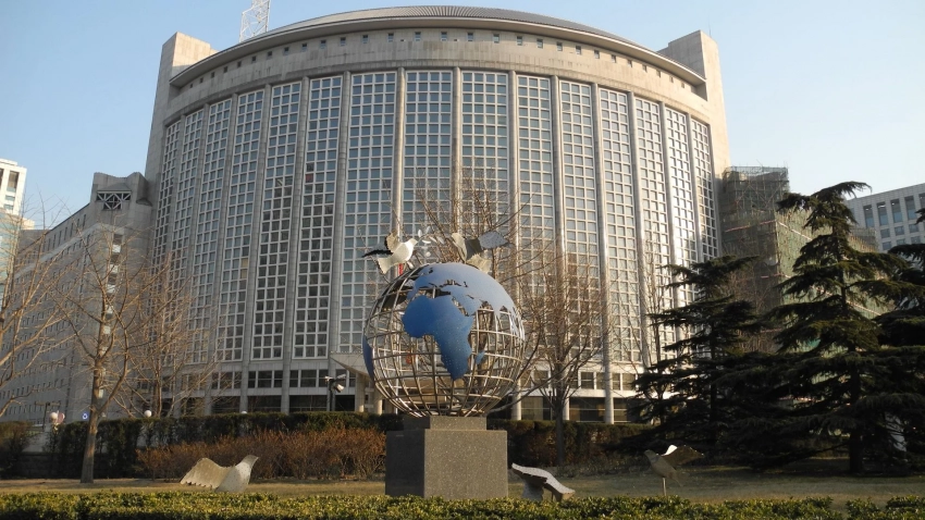 МИД КНР сообщил о координации решения кризиса на Украине с Россией