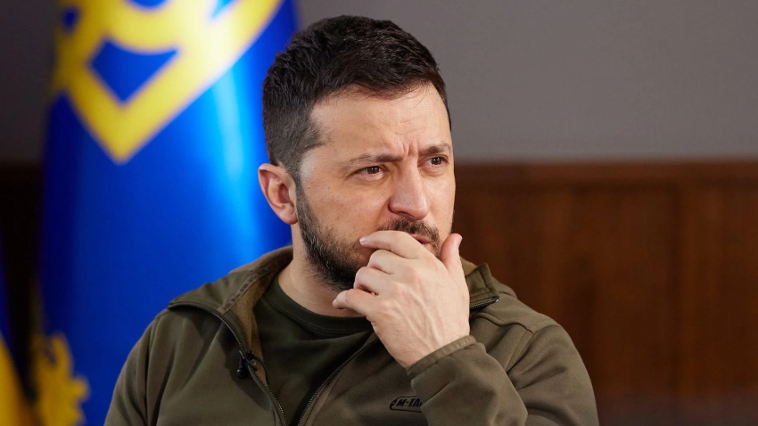 Зеленского назвали «трусливым поросенком» после слов о ношении пистолета