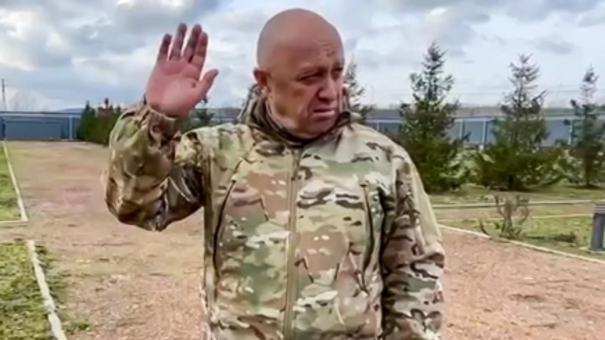 «До последнего сантиметра»: Пригожин высказался о полном освобождении Артемовска подразделениями ЧВК «Вагнер»