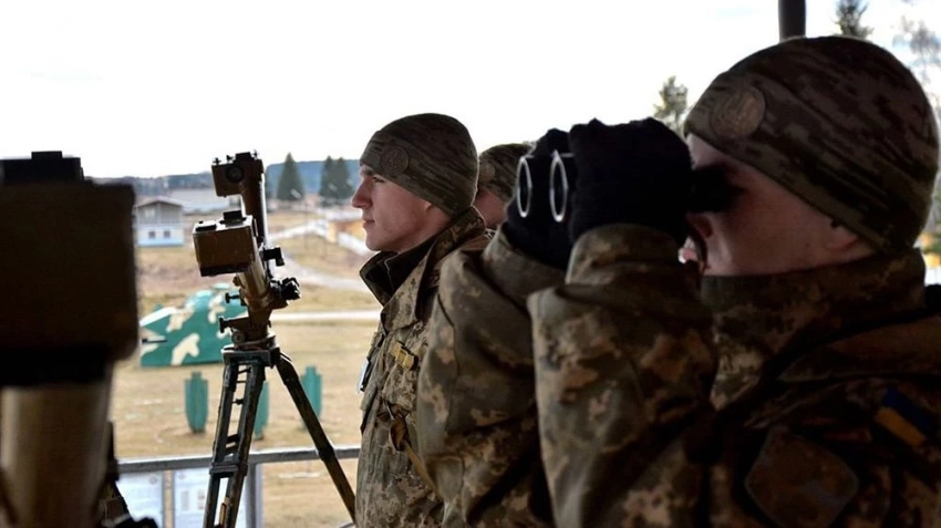 Греческий генерал назвал большой ошибкой Киева перенос боевых действий в города