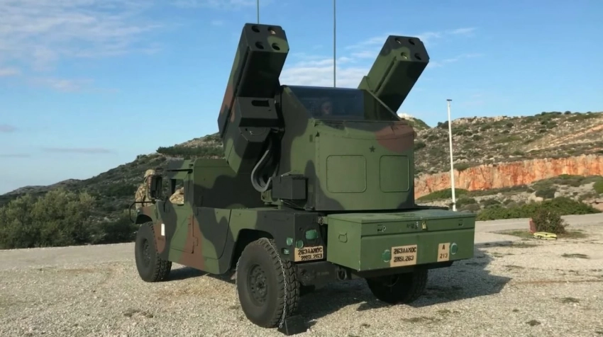 Дрон-камикадзе «Ланцет» уничтожил американский ЗРК Avenger в районе Водяного