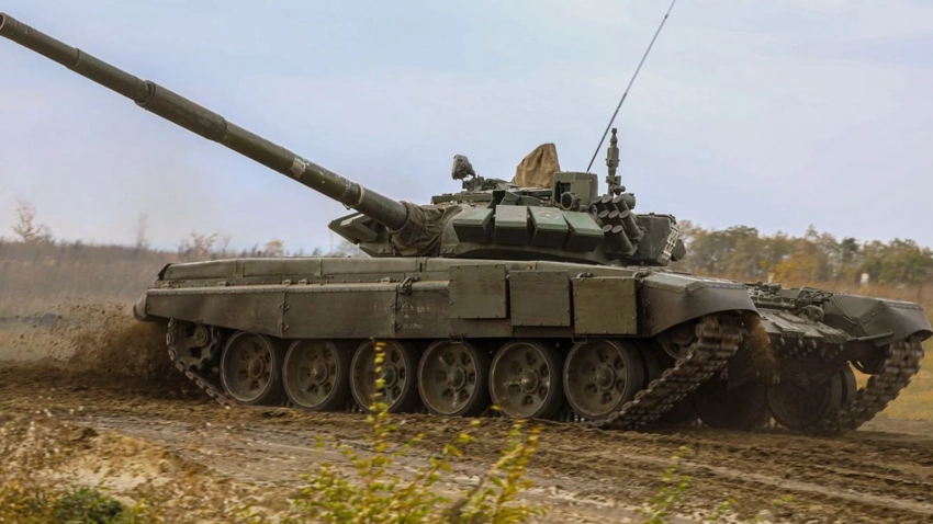 Российские танкисты в зоне СВО начали применять динамическую защиту для башен «Контакт-1»