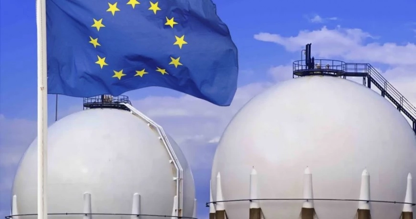 Цены на газ в Европе опустились до уровней июля 2021 года