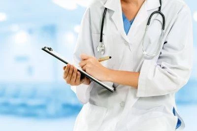 Красивые и душевные стихи для медработников в День медика 18 июня 2023 года