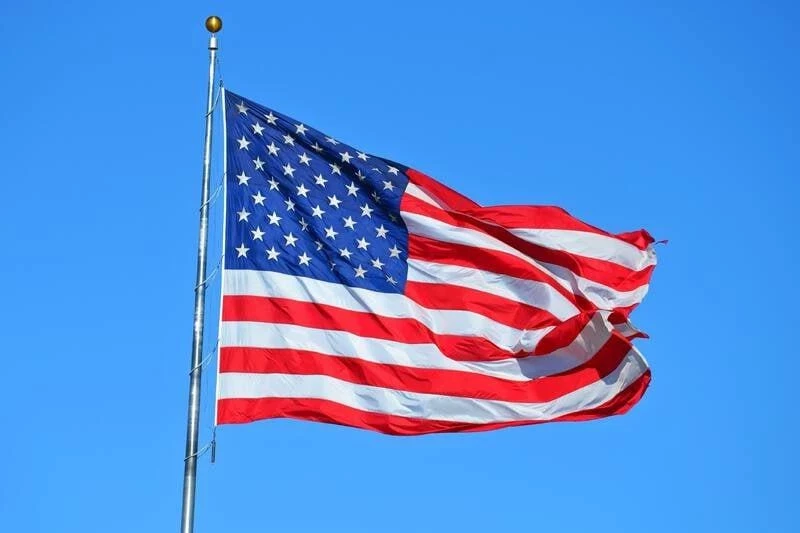Сечин считает, что США злоупотребляют своим положением в финансовой сфере