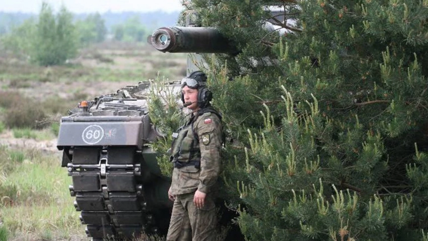 Экс-генсек НАТО: отдельные страны Альянса могут ввести свои войска на Украину