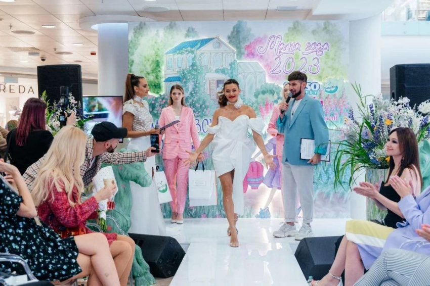 Регина Тодоренко стала «Мамой года», а Мария Погребняк – другом для своих детей: Итоги премии журнала MODA topical «Мама года»