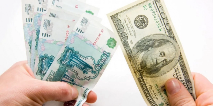 Рост доллара в феврале 2023: будет крах рубля или нет, доллар по 120? В чем причина резкого ослабления рубля, прогноз аналитиков, последние новости