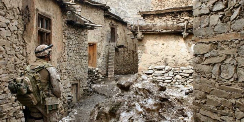 Демократия на штыках: Макрон прозрел. Прозреют ли другие?