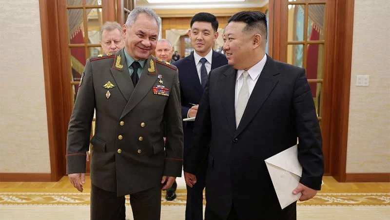 Ким Чен Ын встретился с Шойгу: о чем говорили, какое оружие показал глава КНДР российскому министру обороны