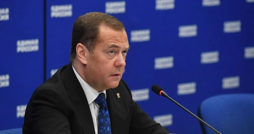 Медведев назвал поражение Запада на Украине неизбежным: что написал Дмитрий Анатольевич