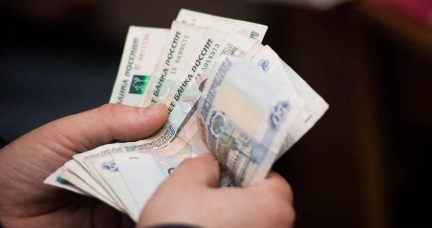 Где пенсионерам предлагают наибольшие зарплаты в России в 2023 году, на какую профессию обратить внимание