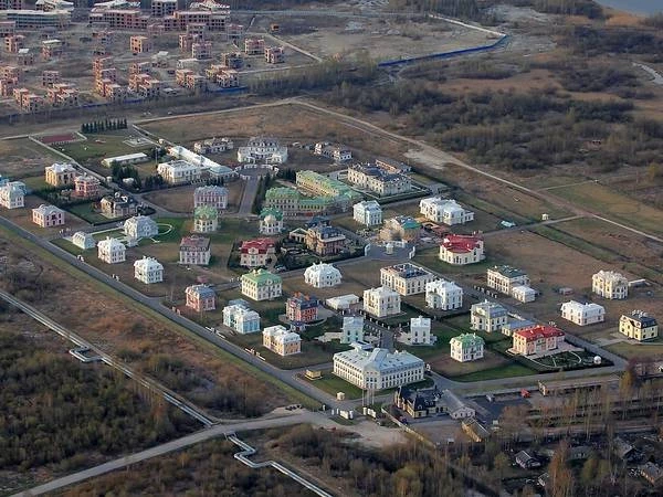 Где может прятаться Пригожин: в Подмосковье нашли убежище главы ЧВК «Вагнер» -роскошный особняк находится в поселке «Северный версаль»