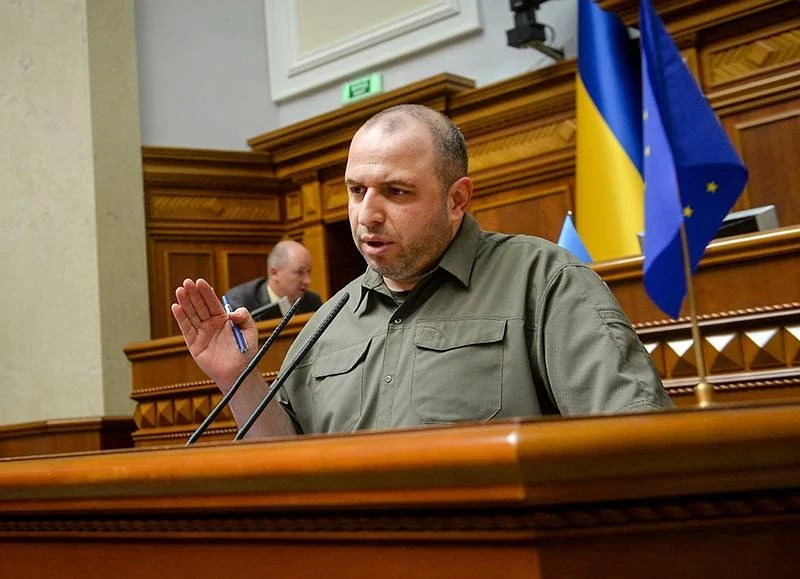 Украины новый Министр Обороны: кто такой Рустем Умеров и чем известен, причем тут олигархи, почему его прозвали «американским ставленником» и как связан с Турцией?