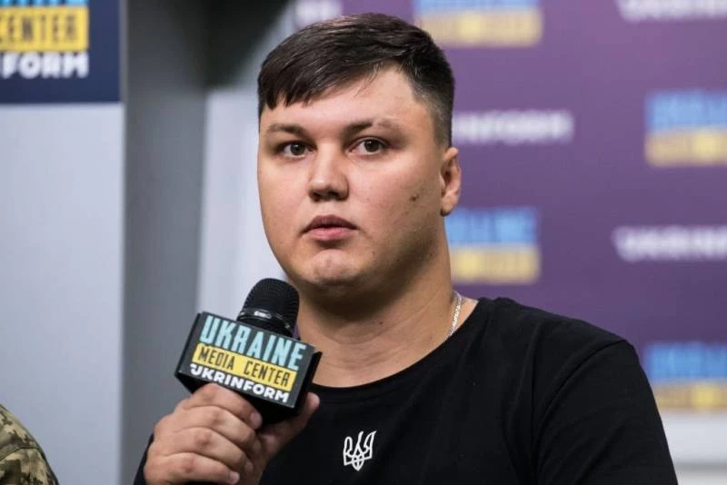 Почему Максим Кузьминов угнал в Украину вертолет Ми-8 вместе с экипажем: что стало с пассажирами и сколько заплатили пилоту за предательство, сам застрелил двоих членов экипажа угнанного Ми-8 или нет