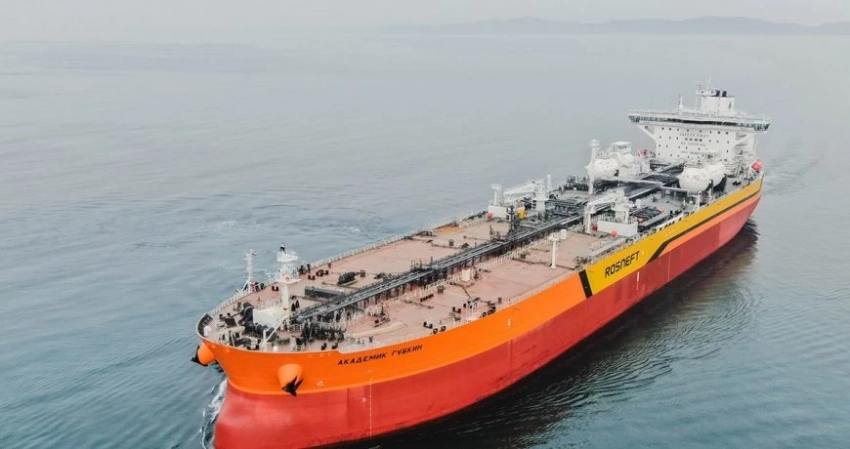 Санкции мешают России «вытащить» экспортную нефтяную выручку из-за границы