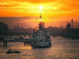 Какие особые праздники отмечаются 30 октября в России