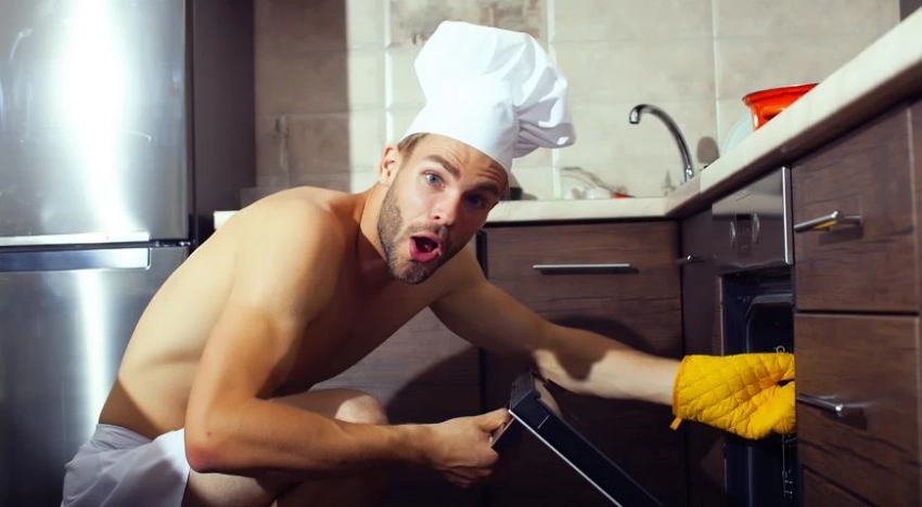 4 ноября 2023 года будет отмечаться день, когда мужчины готовят ужин