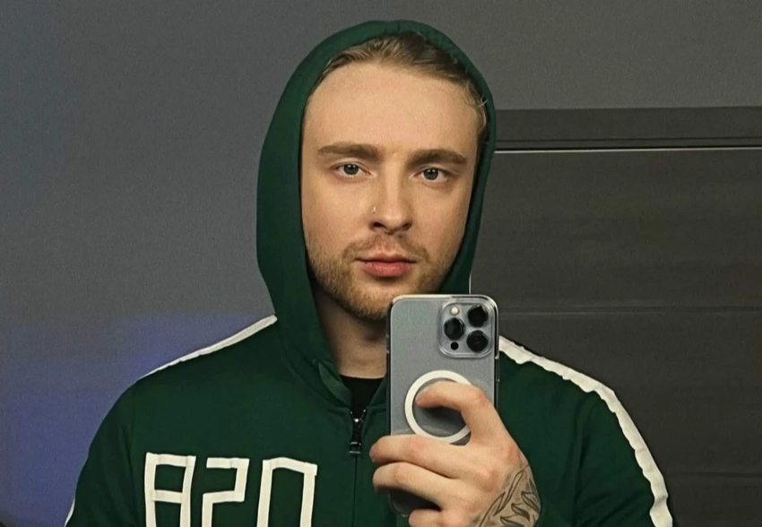 "Это раздел имущества, она у тебя начнёт всё забирать". Егора Крида раскритиковали за слова о том, что проще не жениться на матери своего ребёнка. Он ответил