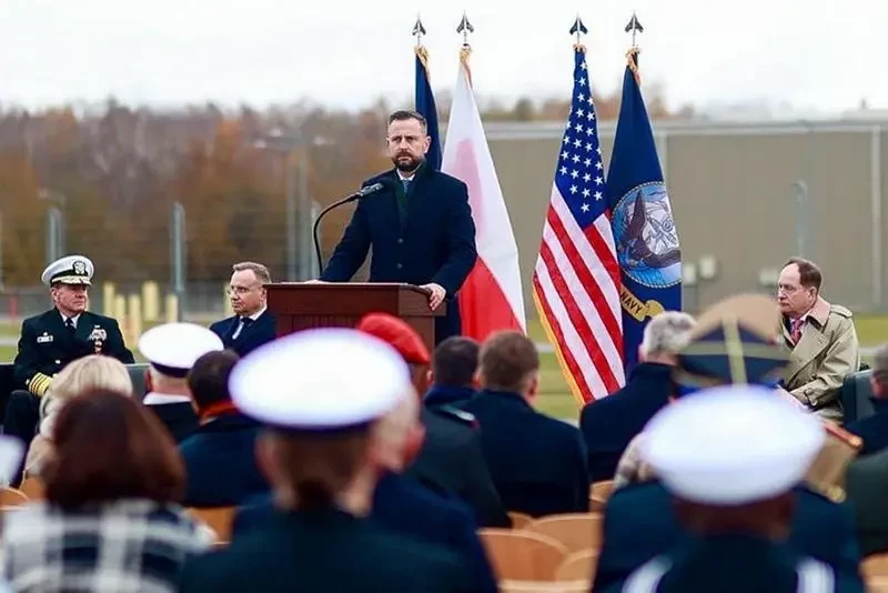 «Может стать переломным»: Глава Минобороны Польши назвал сроки начала глобального конфликта с участием России и Китая