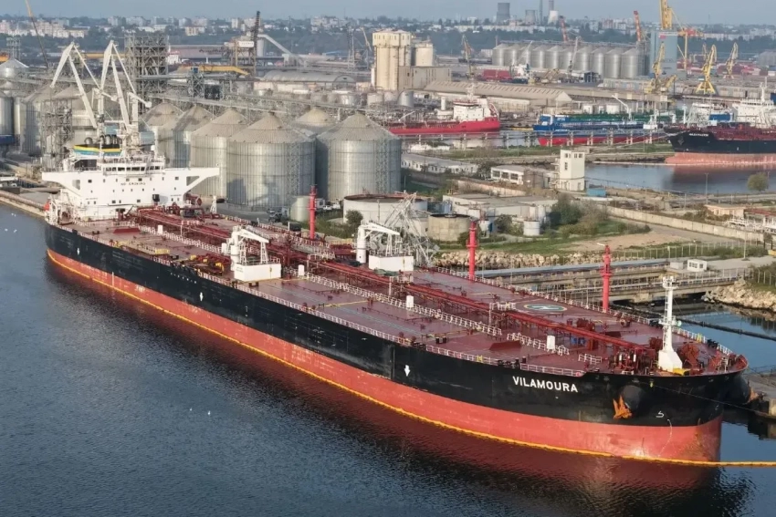 Reuters выдвинуло версию причин взрыва танкера Vilamoura так называемого «теневого флота» России