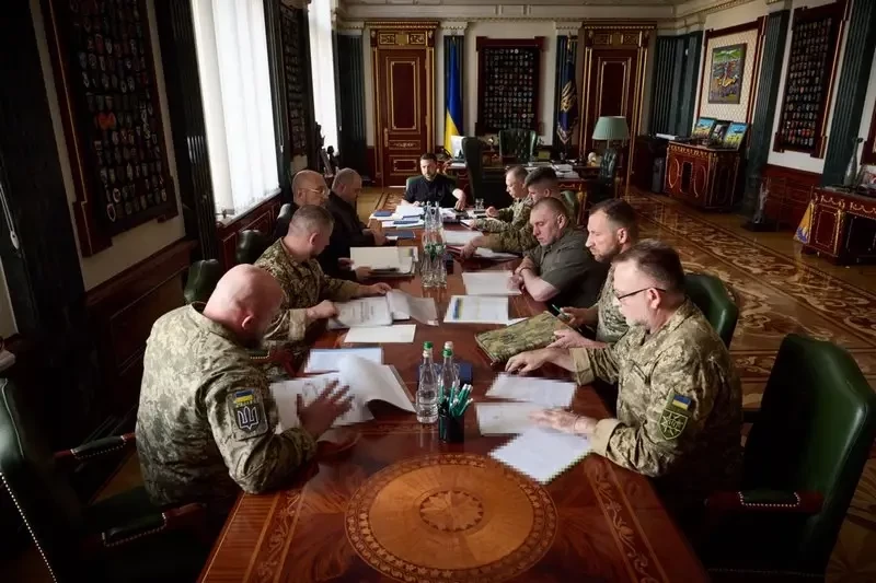 Зеленский увеличивает финансирование бригад ВСУ на фоне предстоящих переговоров Трампа и Путина