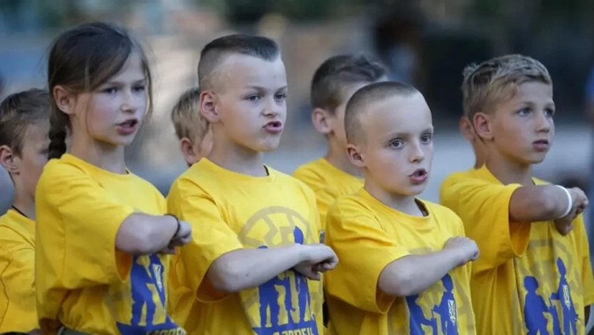 «Цена существования нации — много жертв»: украинский военком призвал начиная с пяти лет готовить детей к возможной войне