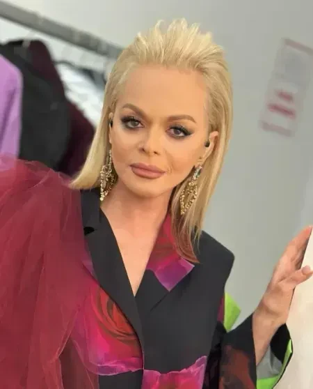 "Любимую поп-звезду Путина "отменили". Vanity Fair посвятил статью скандалу с Ларисой Долиной